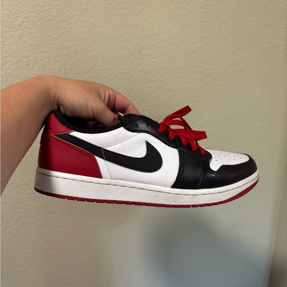 Jordan retro 1 low bred toe - Picture 6 of 11